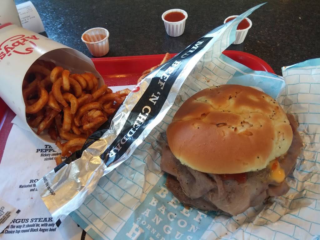 Arbys | restaurant | 6410 N Blackstone Ave, Fresno, CA 93710, USA | 5594317006 OR +1 559-431-7006
