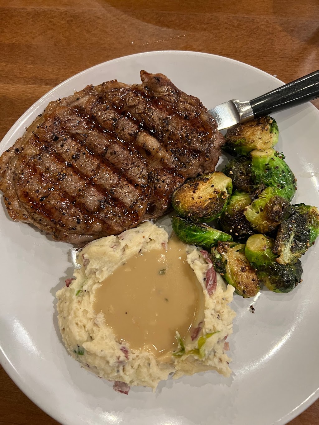 McGregors Steakhouse - Mydland Market | restaurant | 549 Mydland Rd, Sheridan, WY 82801, USA | 3076558111 OR +1 307-655-8111