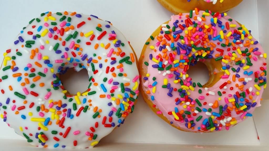 Dunkin | cafe | 15190 Kensington Park Dr, Tustin, CA 92782, USA | 6572660882 OR +1 657-266-0882