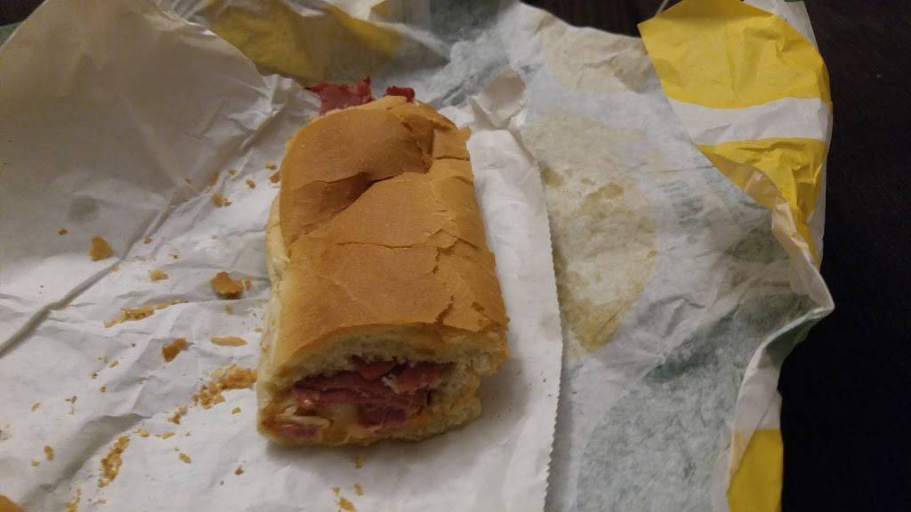 Subway Restaurants | restaurant | 396 Park St, Moraga, CA 94556, USA | 9253762959 OR +1 925-376-2959