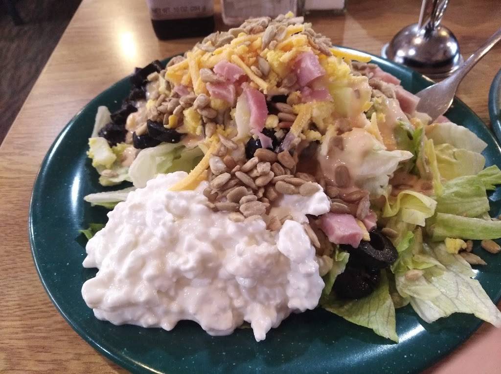 Ponderosa | restaurant | 4687 US-10, Ludington, MI 49431, USA | 2318431446 OR +1 231-843-1446