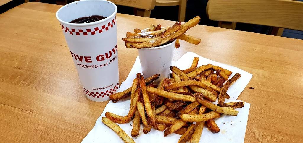Five Guys | meal takeaway | 8600 Ward Pkwy Suite 2155, Kansas City, MO 64114, USA | 8163334897 OR +1 816-333-4897