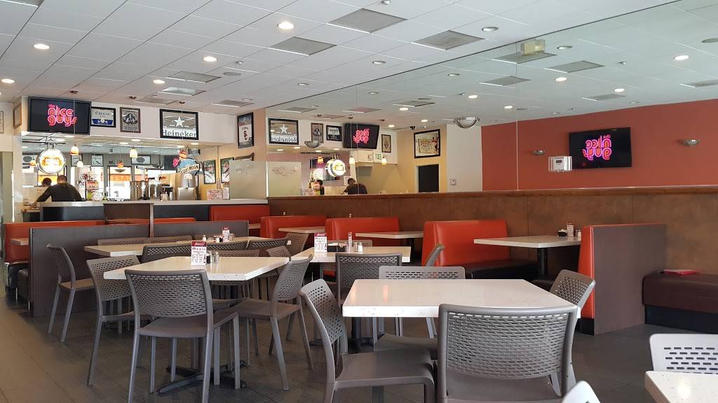 Hot Wings Cafe | cafe | 314 N Brand Blvd, Glendale, CA 91203, USA | 8182474445 OR +1 818-247-4445