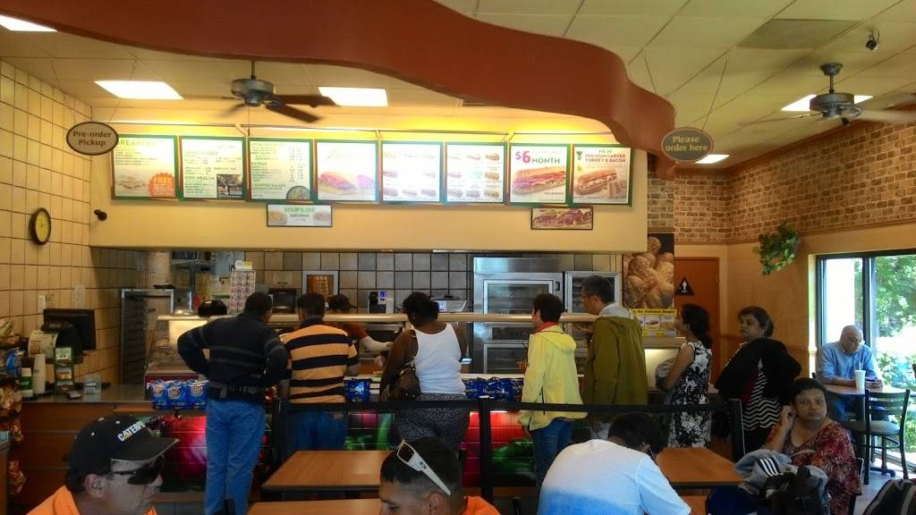 Starbucks | cafe | 700 Carol Ave A, Merced, CA 95341, USA | 2097253245 OR +1 209-725-3245