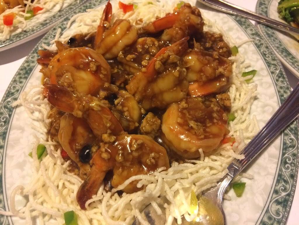 Restaurant Village Oriental | restaurant | 8500 Boulevard Taschereau, Brossard, QC J4X 2T4, Canada | 4504668988 OR +1 450-466-8988