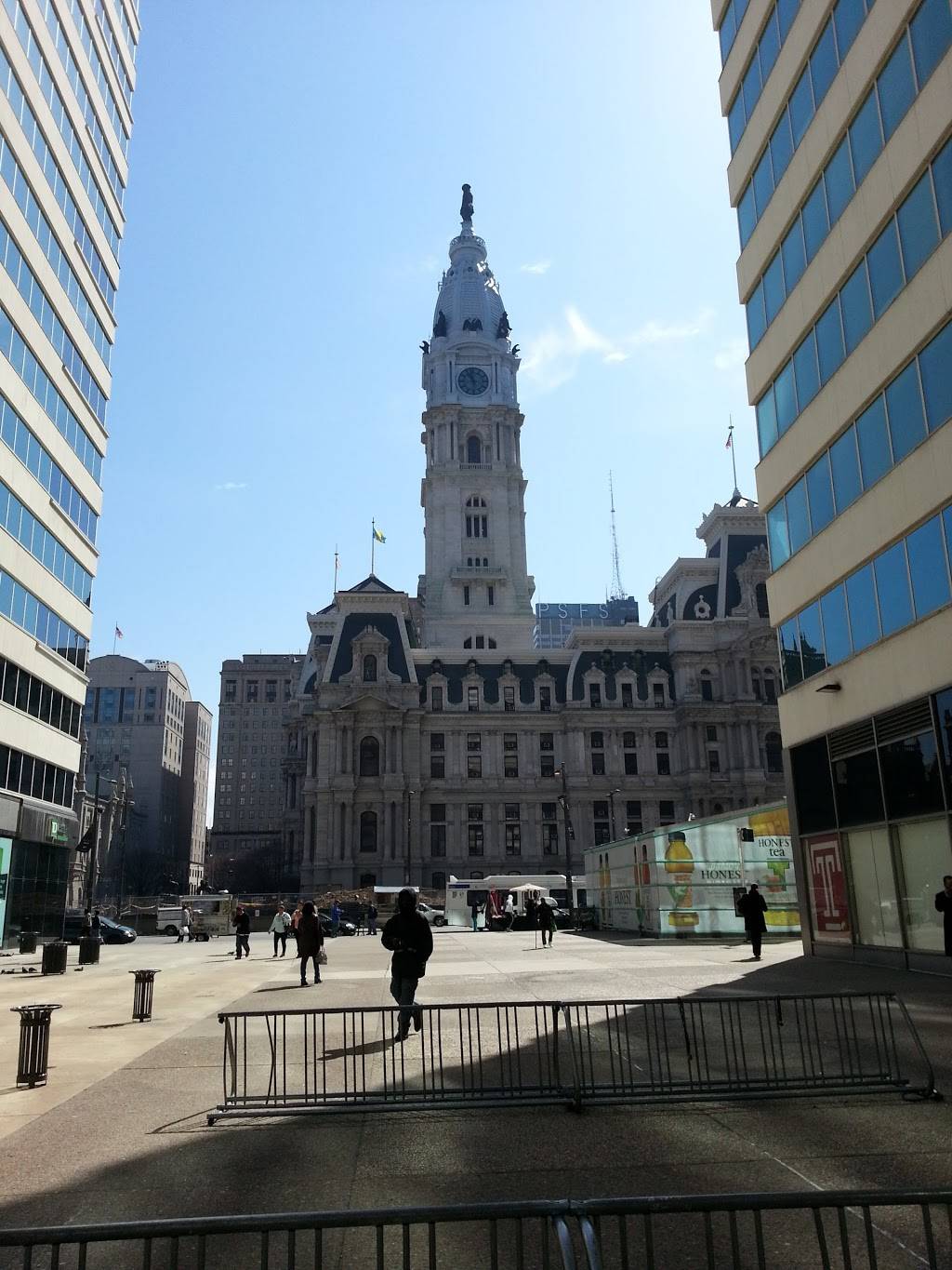 Two Penn Center Building | restaurant | 2 Penn Center Plz, Philadelphia, PA 19102, USA | 2155685468 OR +1 215-568-5468