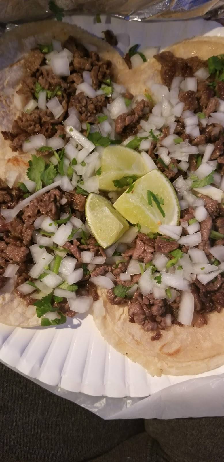 Sanchez Taco Truck II | restaurant | 6320 Zuni Rd SE, Albuquerque, NM 87108, USA | 5055087089 OR +1 505-508-7089