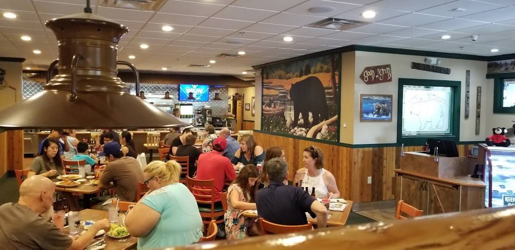 Santa Clarita Black Bear Diner | restaurant | 23626 Valencia Blvd, Santa Clarita, CA 91355, USA | 6617994820 OR +1 661-799-4820