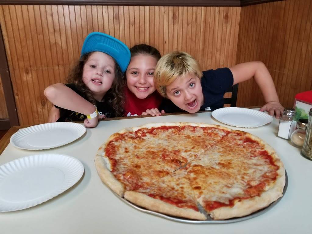 Roma Pizza | restaurant | 6129 Ridge Ave, Philadelphia, PA 19128, USA | 2154829022 OR +1 215-482-9022