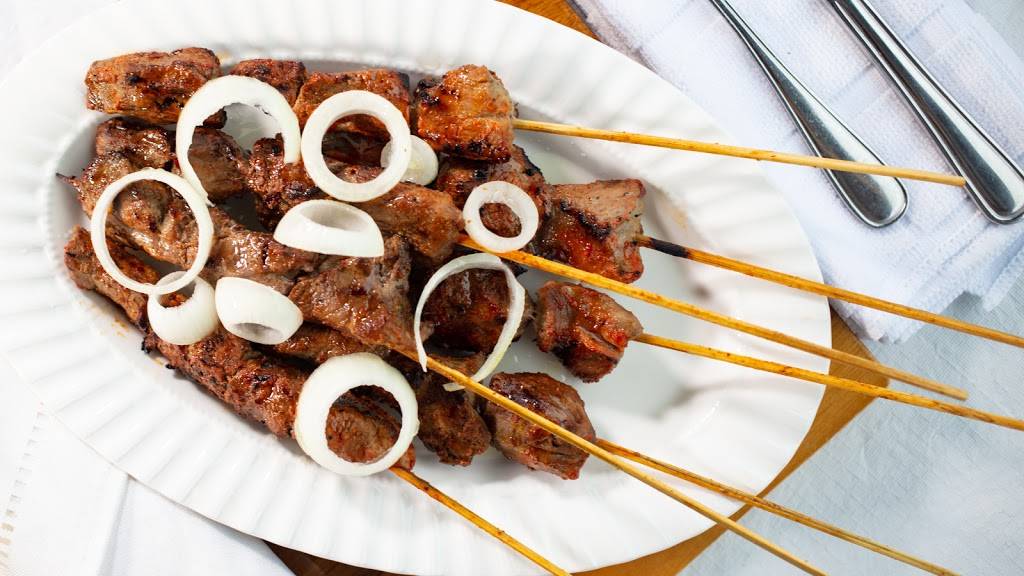 Ma Yve Grill | restaurant | 1980 Rosefield Rd, Pickering, ON L1V 1J8, Canada | 9054926001 OR +1 905-492-6001