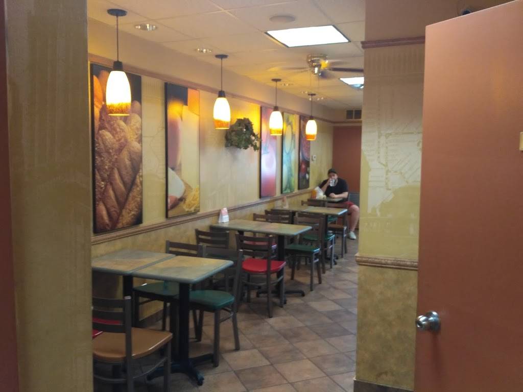 Subway | restaurant | 1008 Eglinton Ave W, Toronto, ON M6C 2C5, Canada | 4167834935 OR +1 416-783-4935