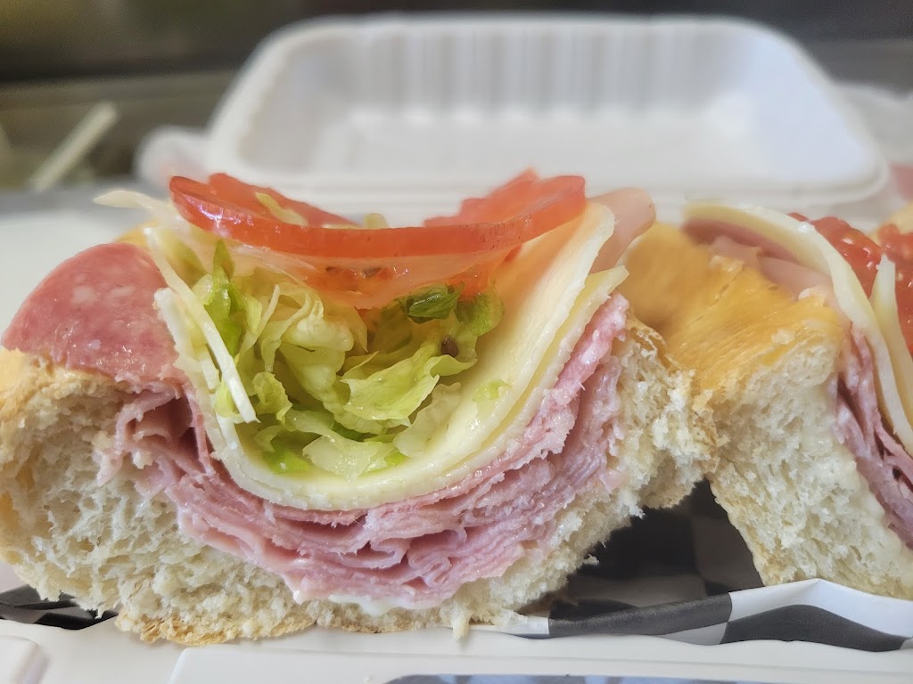 Sassers Pizza & Subs | restaurant | 4051 North Point Blvd, Dundalk, MD 21222, USA | 4106395307 OR +1 410-639-5307