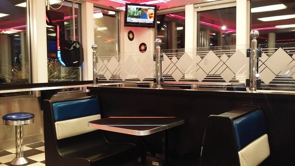 B-Bops | restaurant | 3635 8th St SW, Altoona, IA 50009, USA | 5159678788 OR +1 515-967-8788