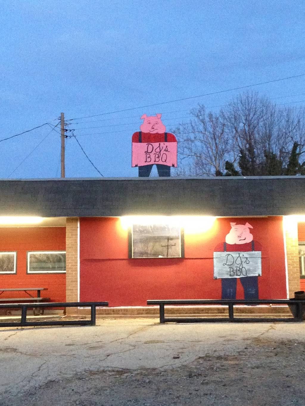 DJS BBQ | restaurant | 204 N Ash St, Luther, OK 73054, USA | 4052775025 OR +1 405-277-5025