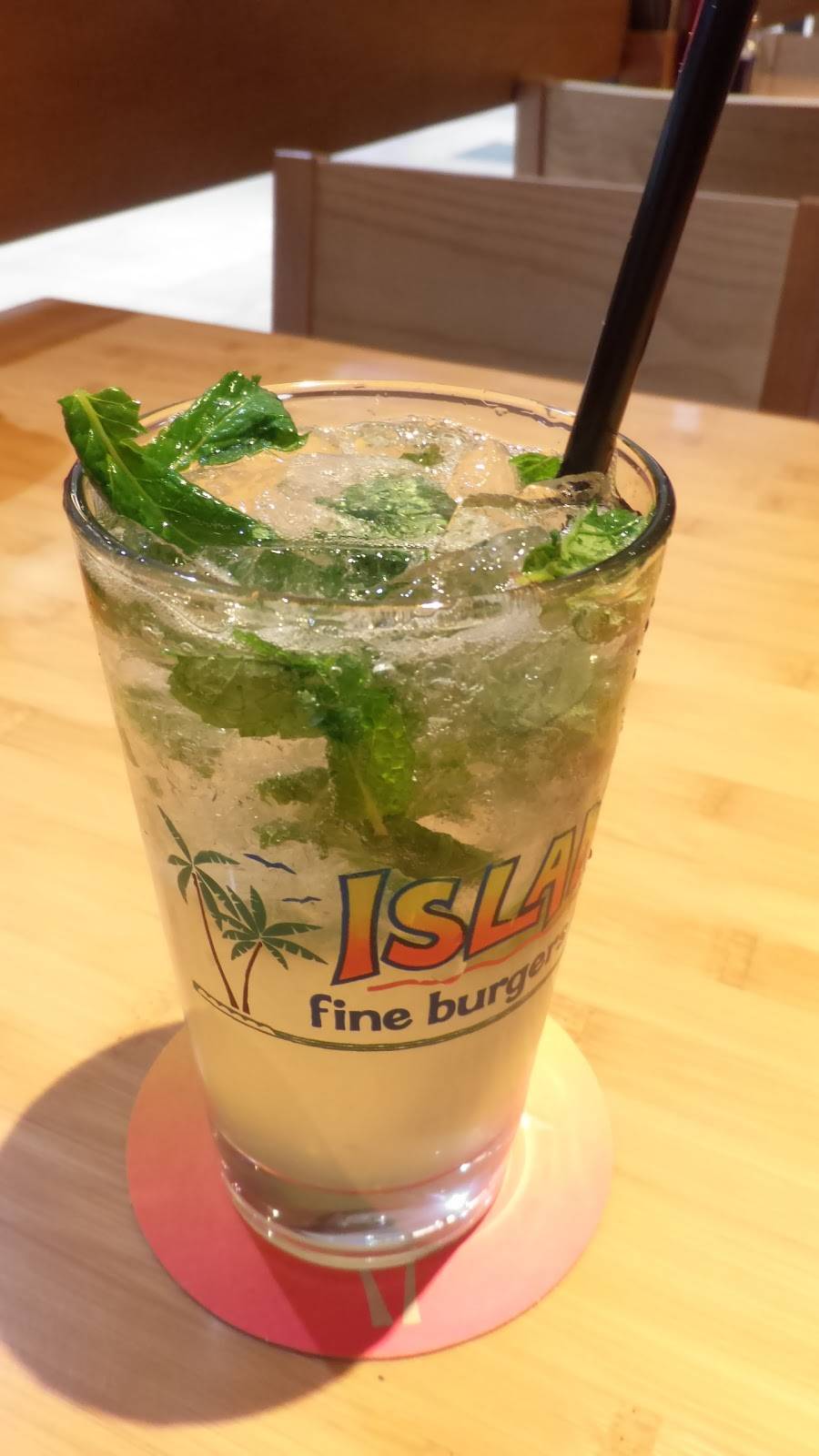 Islands Restaurant Westfield Topanga | restaurant | 6600 Topanga Canyon Blvd, Canoga Park, CA 91303, USA | 7476002009 OR +1 747-600-2009