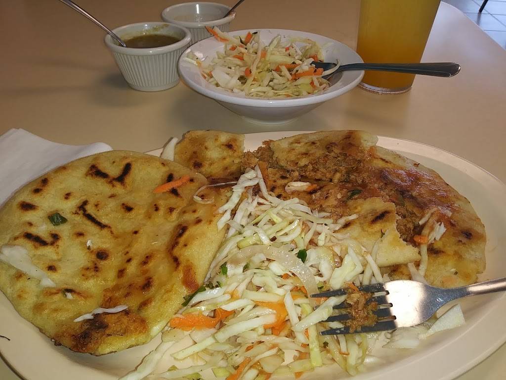 Pupuseria El Salvadoreño | restaurant | 1741 Algonquin Rd, Mt Prospect, IL 60056, USA | 2248757180 OR +1 224-875-7180