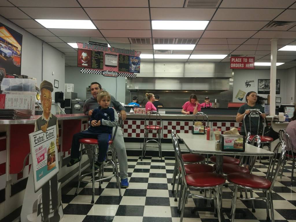 Hwy 55 Burgers Shakes & Fries | restaurant | 6331 Carolina Beach Rd, Wilmington, NC 28412, USA | 9107936350 OR +1 910-793-6350