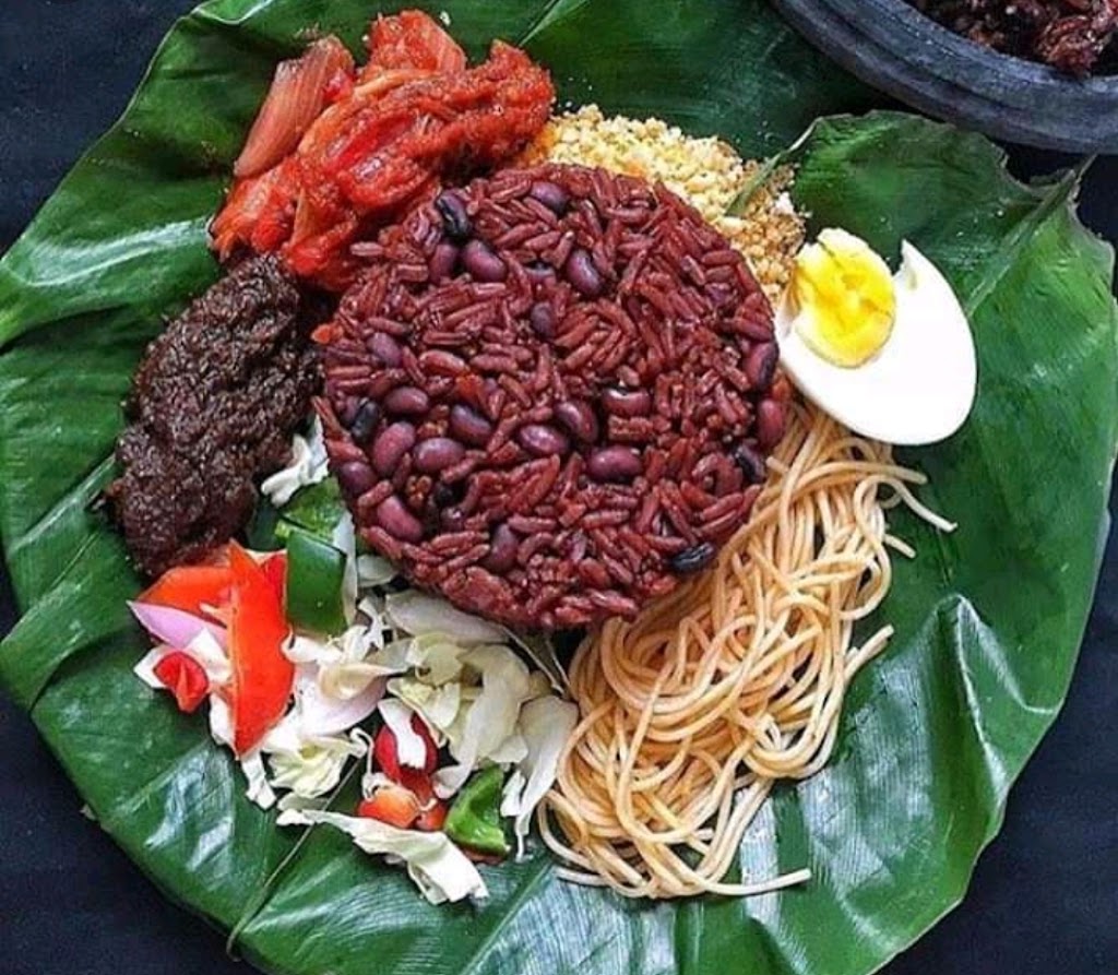 Seasoned & Exotic African Cuisine | restaurant | 4217 NE 82nd Ave, Portland, OR 97220, USA | 5034229144 OR +1 503-422-9144