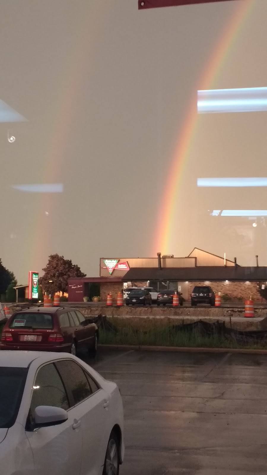 El Famous Burrito | restaurant | 14494 South La Grange Road, Orland Park, IL 60462, USA | 7084034661 OR +1 708-403-4661