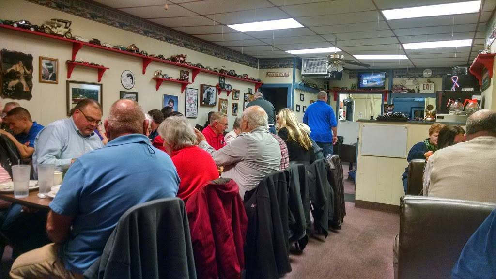 Nifty Fifty Diner | restaurant | 104 W Main St, Madison, OH 44057, USA | 4404287015 OR +1 440-428-7015