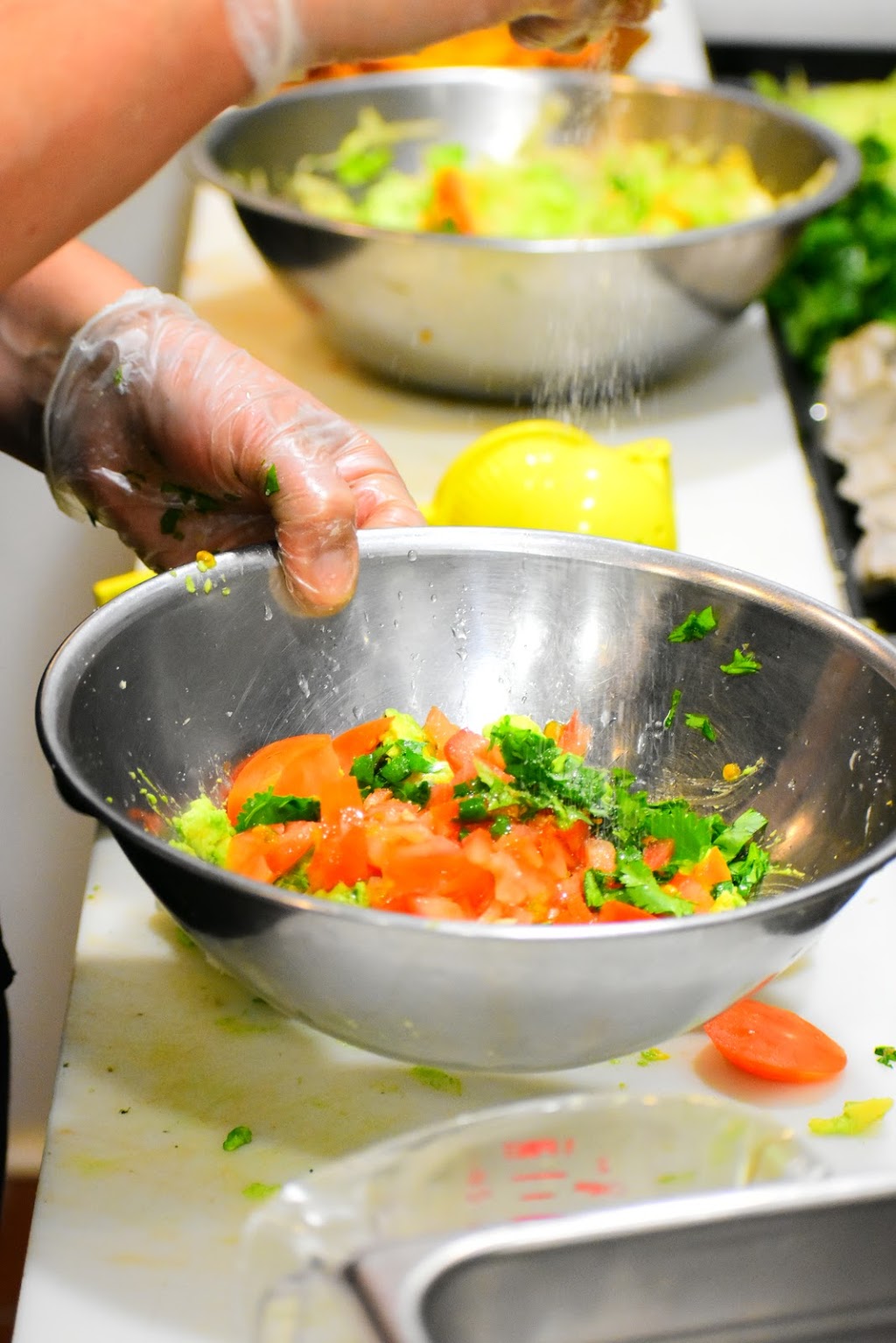 Suculento Restaurante | restaurant | 350 Bennington St, Boston, MA 02128, USA | 6174185770 OR +1 617-418-5770