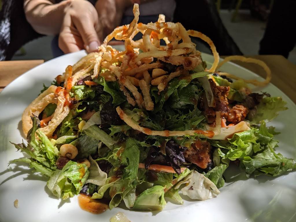 The Freehouse | restaurant | 701 N Washington Ave #101, Minneapolis, MN 55401, USA | 6123397011 OR +1 612-339-7011