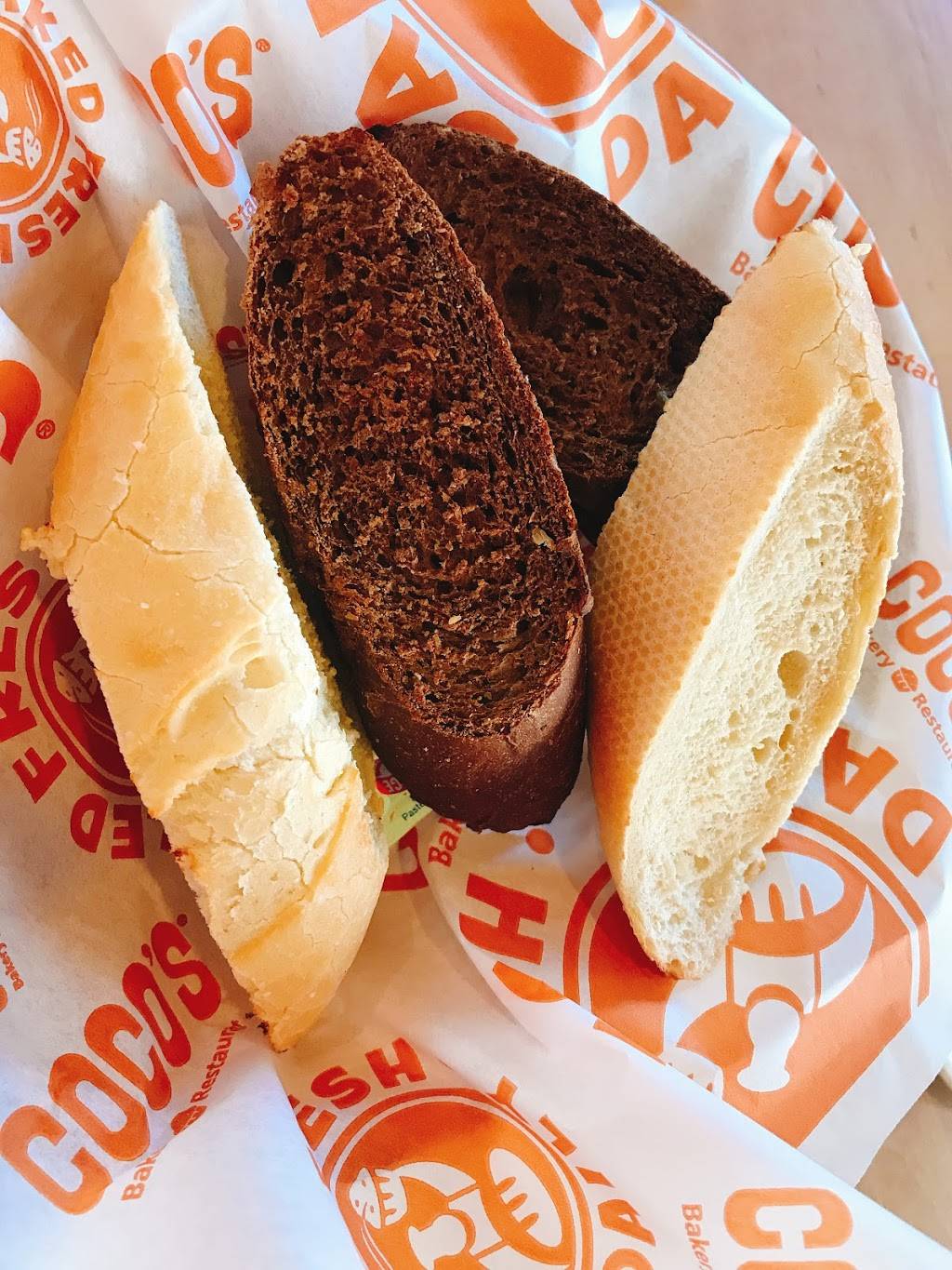 Cocos Bakery Restaurant | restaurant | 77 N Lake Ave, Pasadena, CA 91101, USA | 6264493156 OR +1 626-449-3156