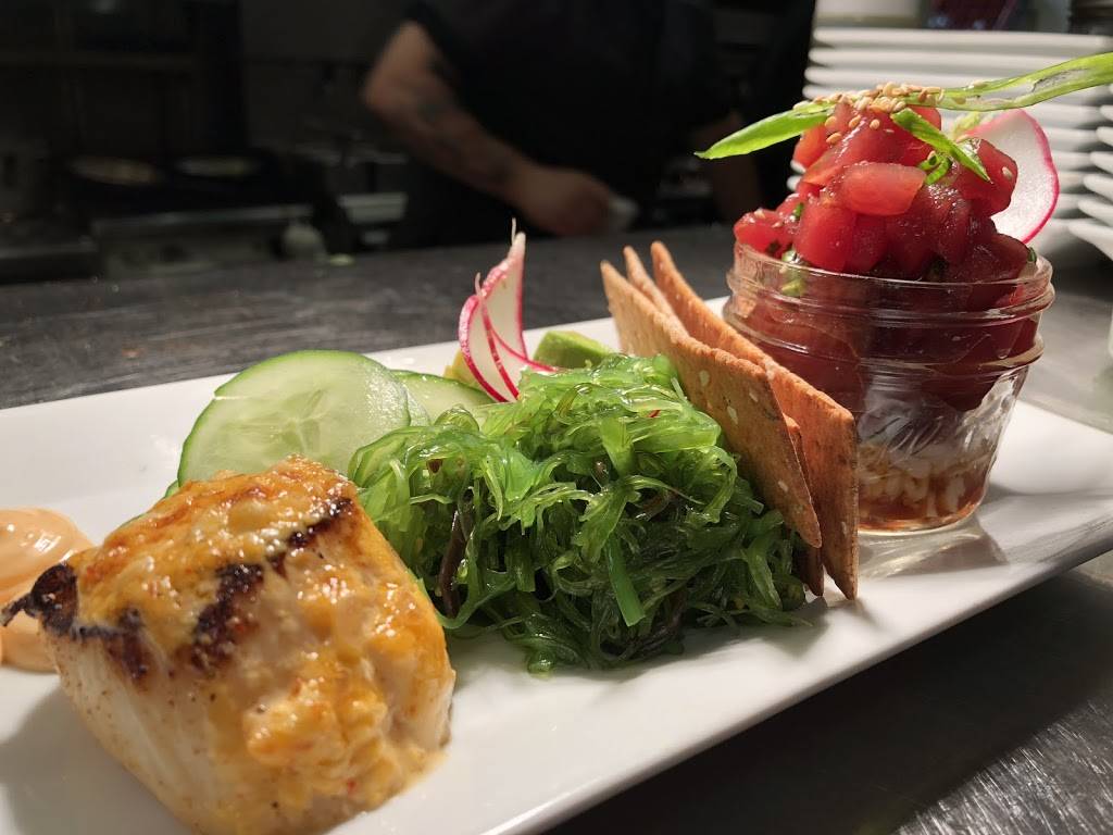 Vitos Italian Restaurant | restaurant | 116 Bartram Oaks Walk #101, Jacksonville, FL 32259, USA | 9044293868 OR +1 904-429-3868