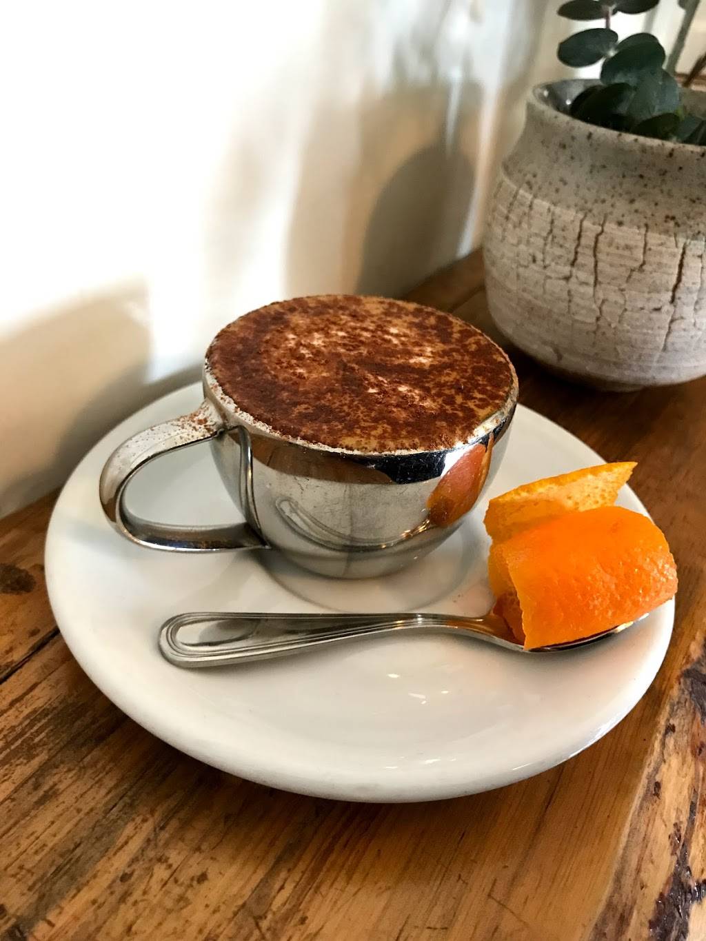 Menottis Coffee Stop | cafe | 56 Windward Ave, Venice, CA 90291, USA | 4242057014 OR +1 424-205-7014