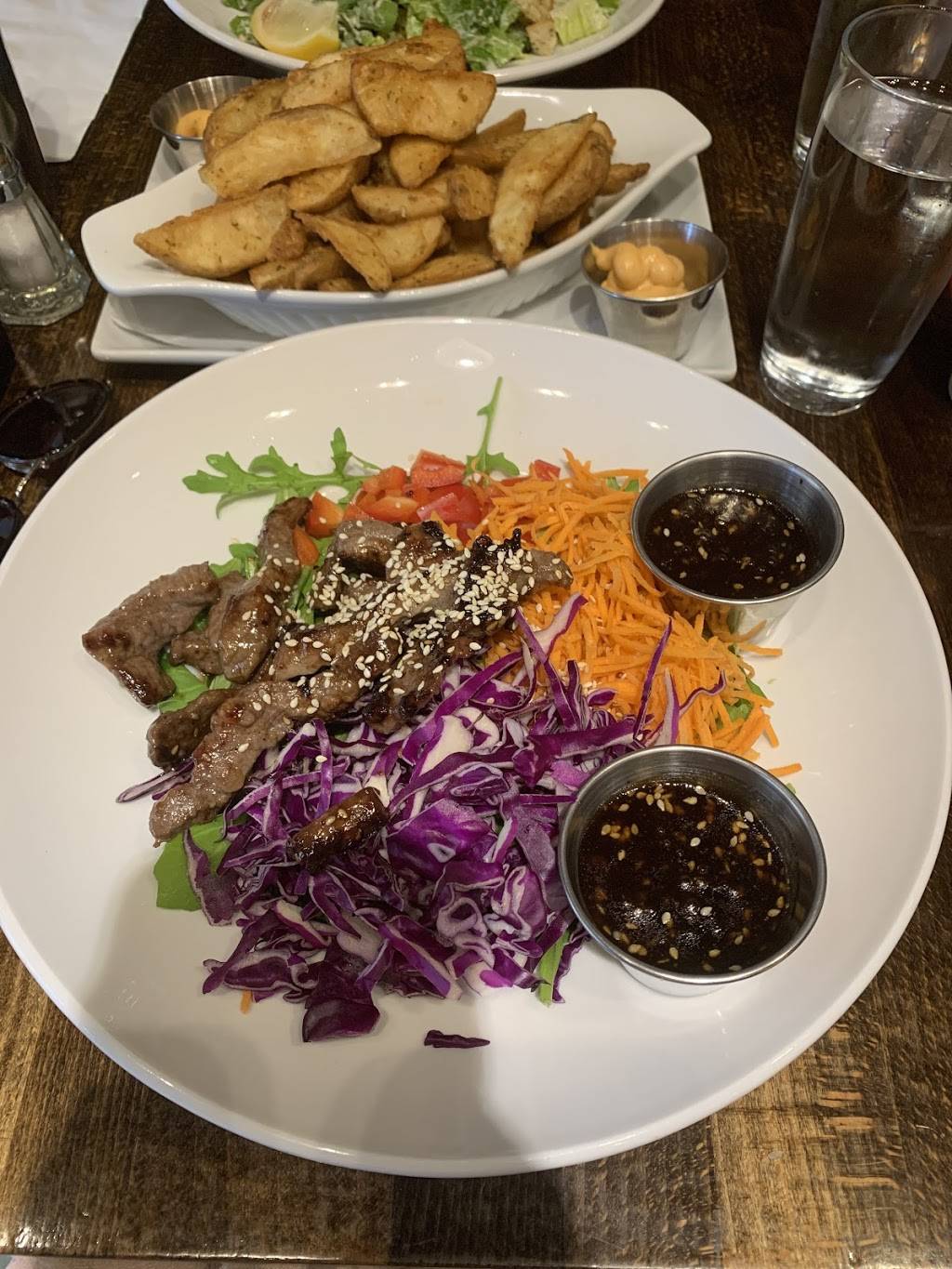 Rockaberry | restaurant | 5557 Av de Monkland, Montréal, QC H4A 1E1, Canada | 5144876252 OR +1 514-487-6252