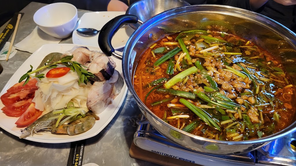 Four Guys Ốc Lẩu Quán Norcross | restaurant | 5495 Jimmy Carter Blvd Suite B21, Norcross, GA 30093, USA | 7705586168 OR +1 770-558-6168