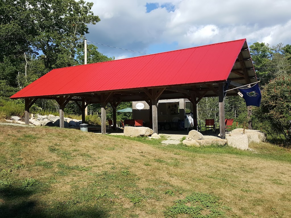 Strong Brewing & Kitchen | restaurant | 7 Rope Ferry Rd, Sedgwick, ME 04676, USA | 2073592687 OR +1 207-359-2687