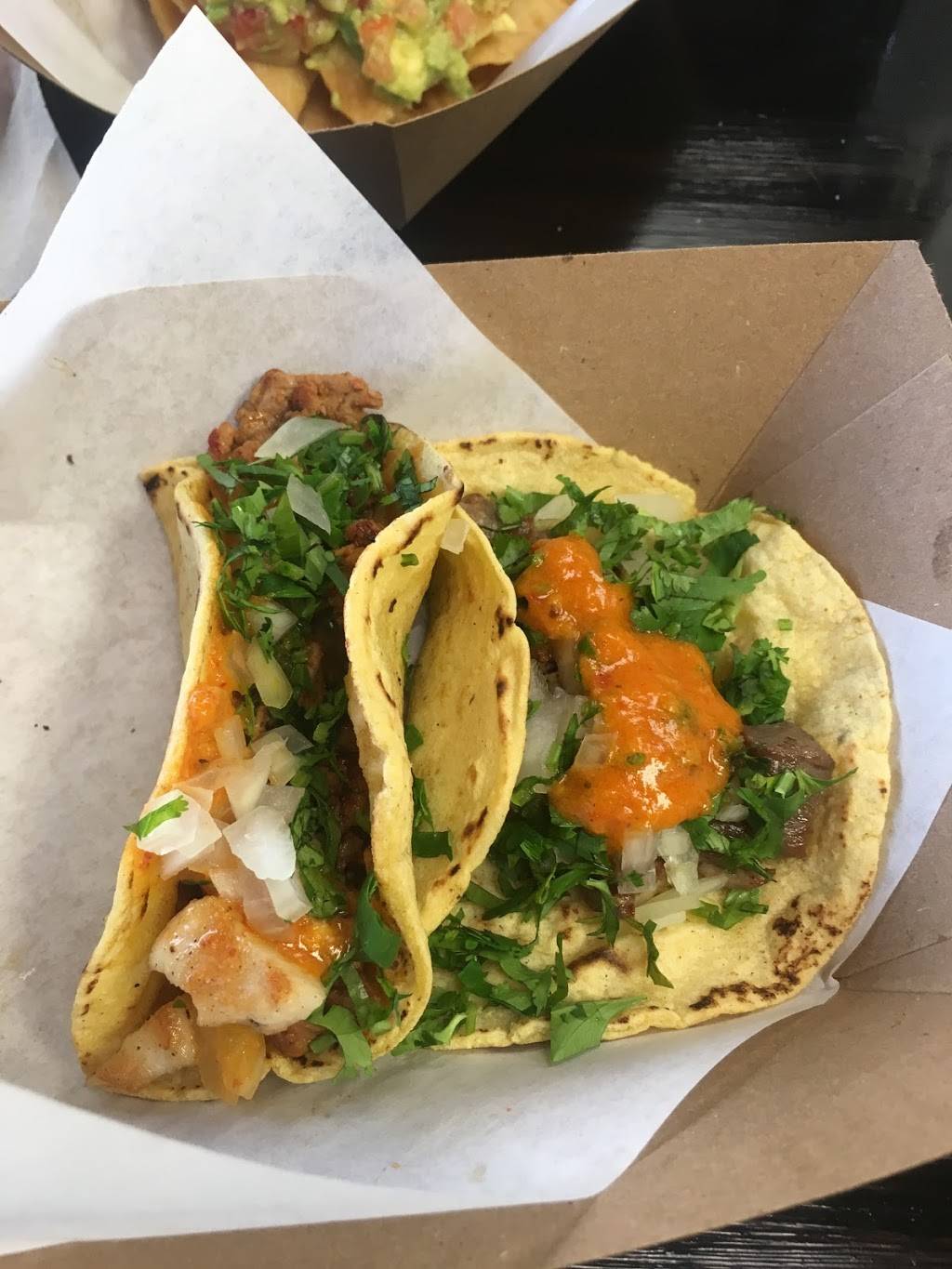 Guac Mexican Grill | restaurant | 616 E Irving Park Rd, Roselle, IL 60172, USA | 8474665524 OR +1 847-466-5524