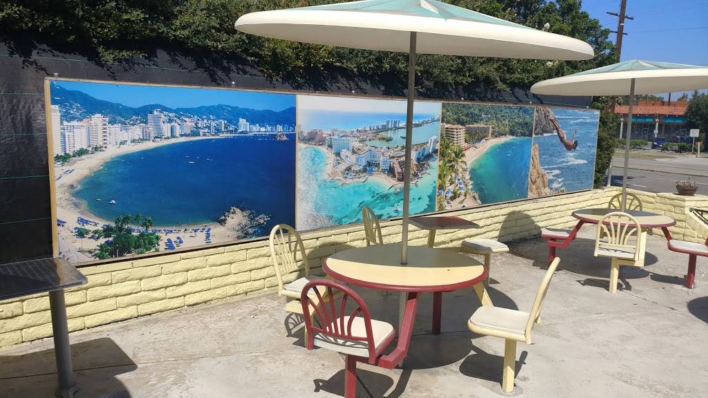 El Burrito Jr. | restaurant | 3830 Pacific Coast Hwy, Torrance, CA 90505, USA | 3103735405 OR +1 310-373-5405