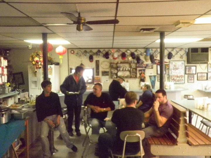 Jeans Place | restaurant | 136 Cambridge St, Worcester, MA 01603, USA | 5087539466 OR +1 508-753-9466