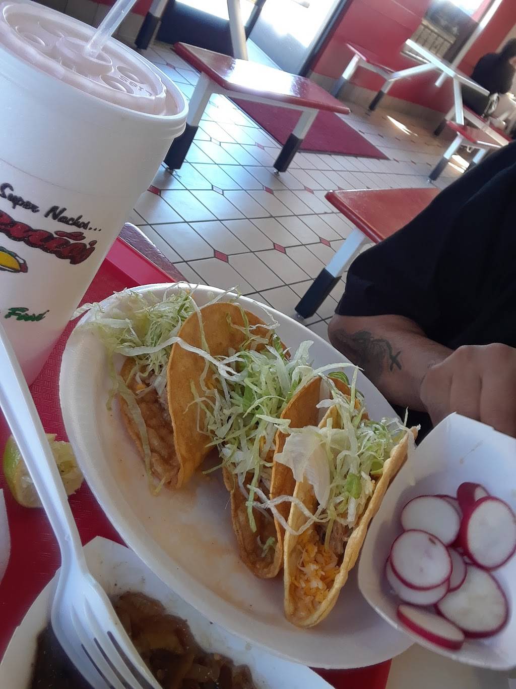 Arsenios Mexican Food | restaurant | 1005 Academy Ave, Sanger, CA 93657, USA | 5593993760 OR +1 559-399-3760