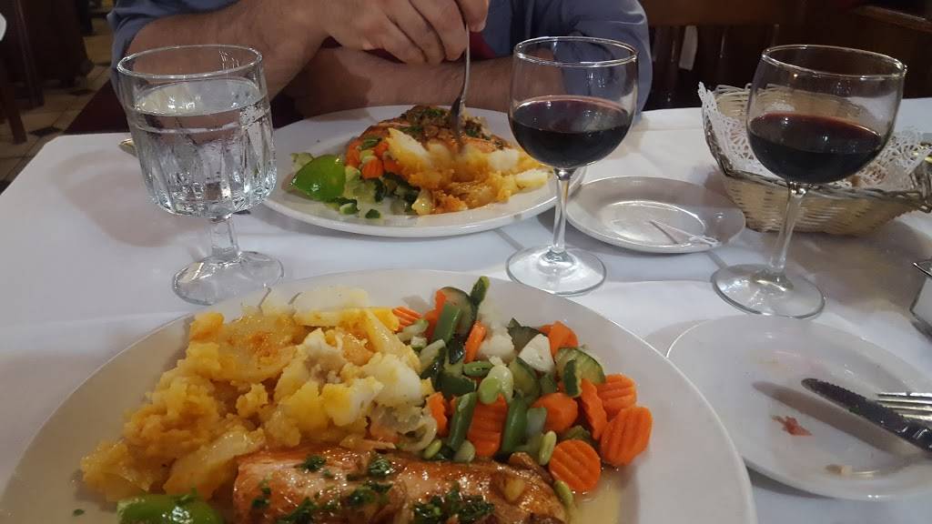 Casa Paco | restaurant | 8868 SW 40th St, Miami, FL 33165, USA | 3055547633 OR +1 305-554-7633