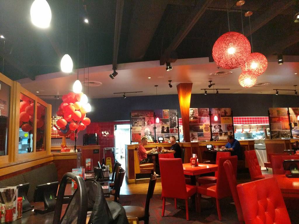 Red Robin Gourmet Burgers and Brews | restaurant | 8304 Kenbrooke Dr, Charlotte, NC 28262, USA | 7049712060 OR +1 704-971-2060