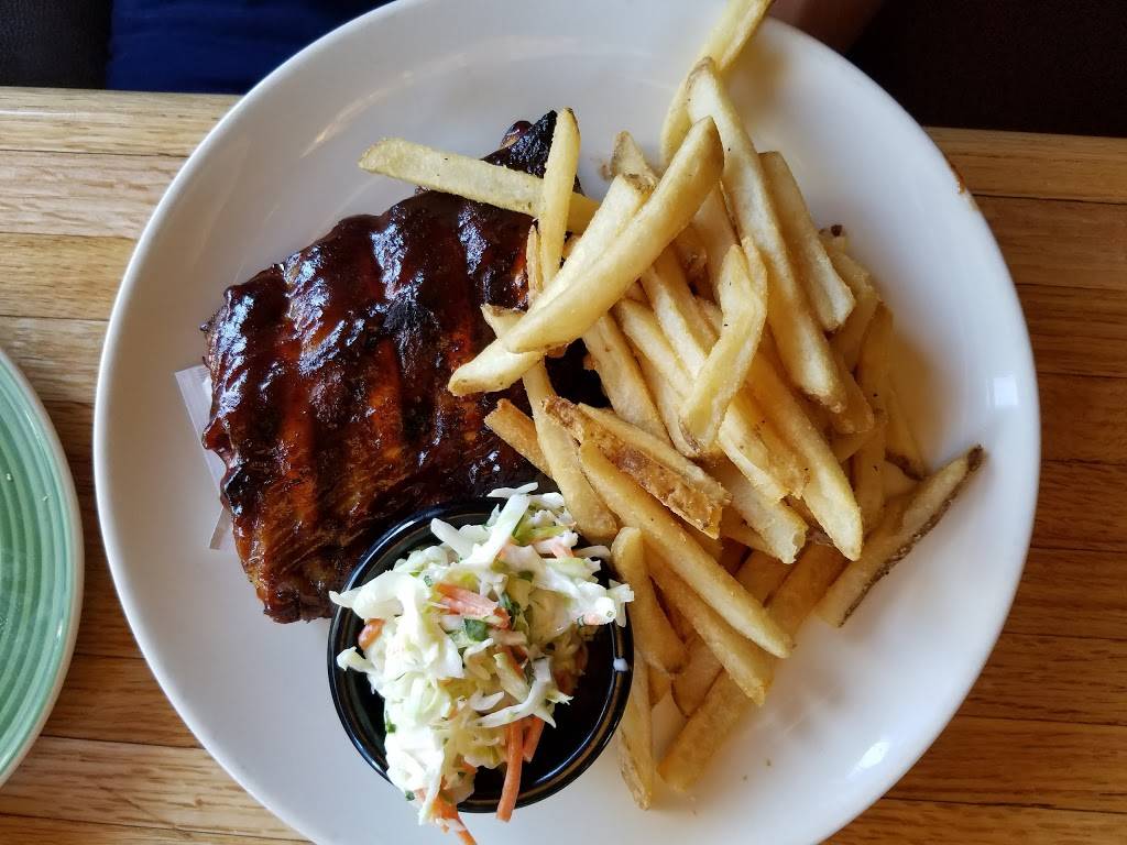 Applebees Grill + Bar | restaurant | 2 E Camelback Rd, Phoenix, AZ 85012, USA | 6022663330 OR +1 602-266-3330