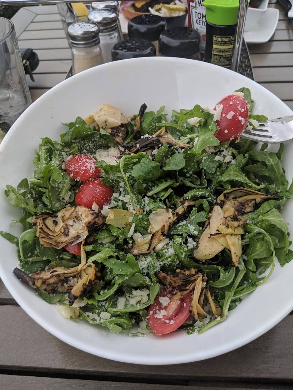 Tommys Tavern + Tap | restaurant | 2655 Richmond Ave, Staten Island, NY 10314, USA | 7184892201 OR +1 718-489-2201