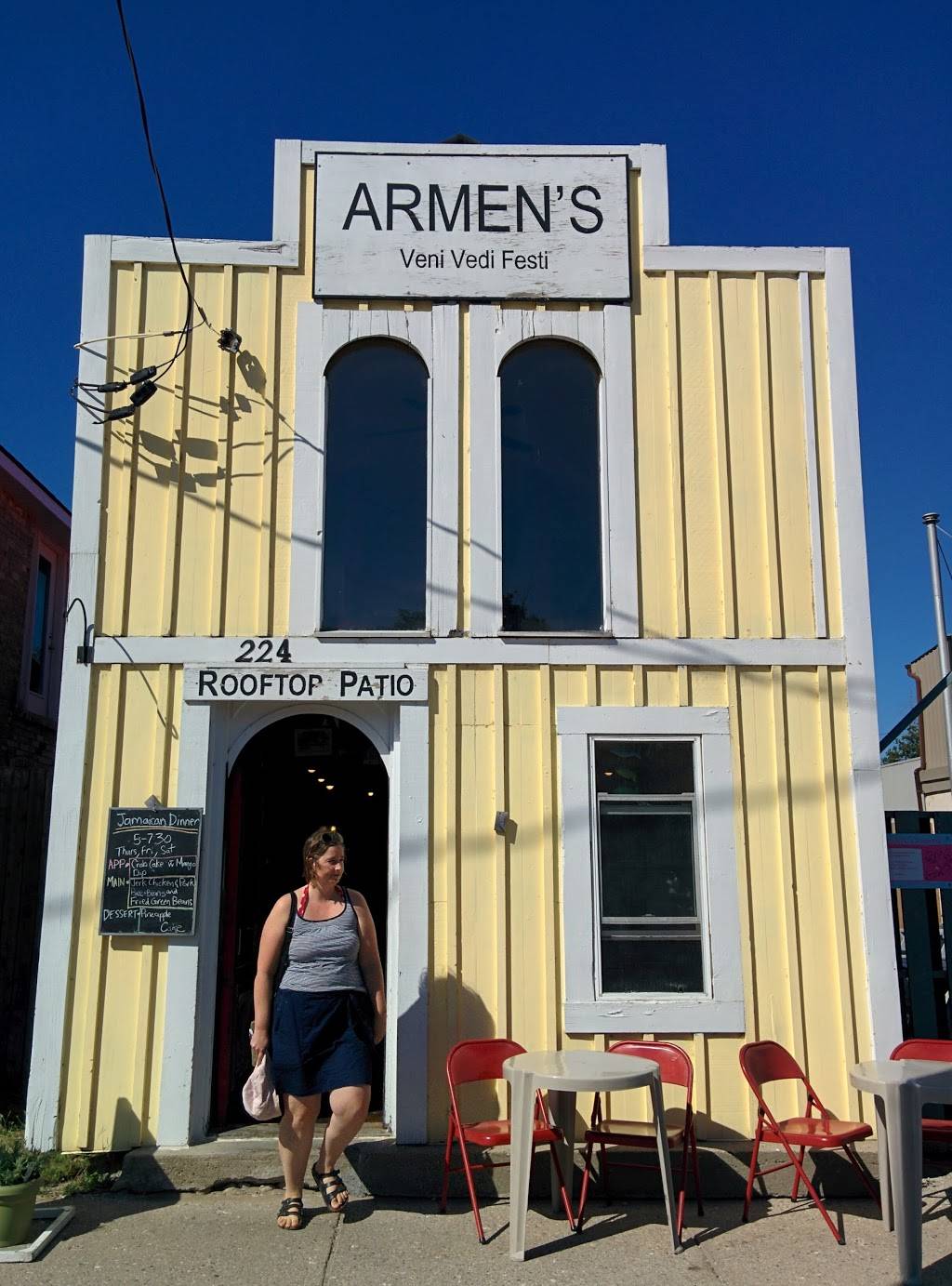 Armens Cafe | restaurant | 224 High St, Southampton, ON N0H 2L0, Canada | 5197973864 OR +1 519-797-3864