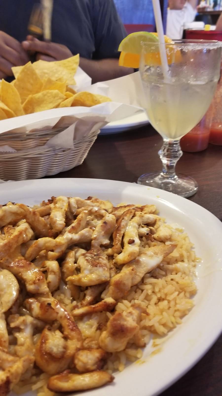 El Nopalito | restaurant | 9901 La Grange Rd, Louisville, KY 40223, USA | 5023269373 OR +1 502-326-9373