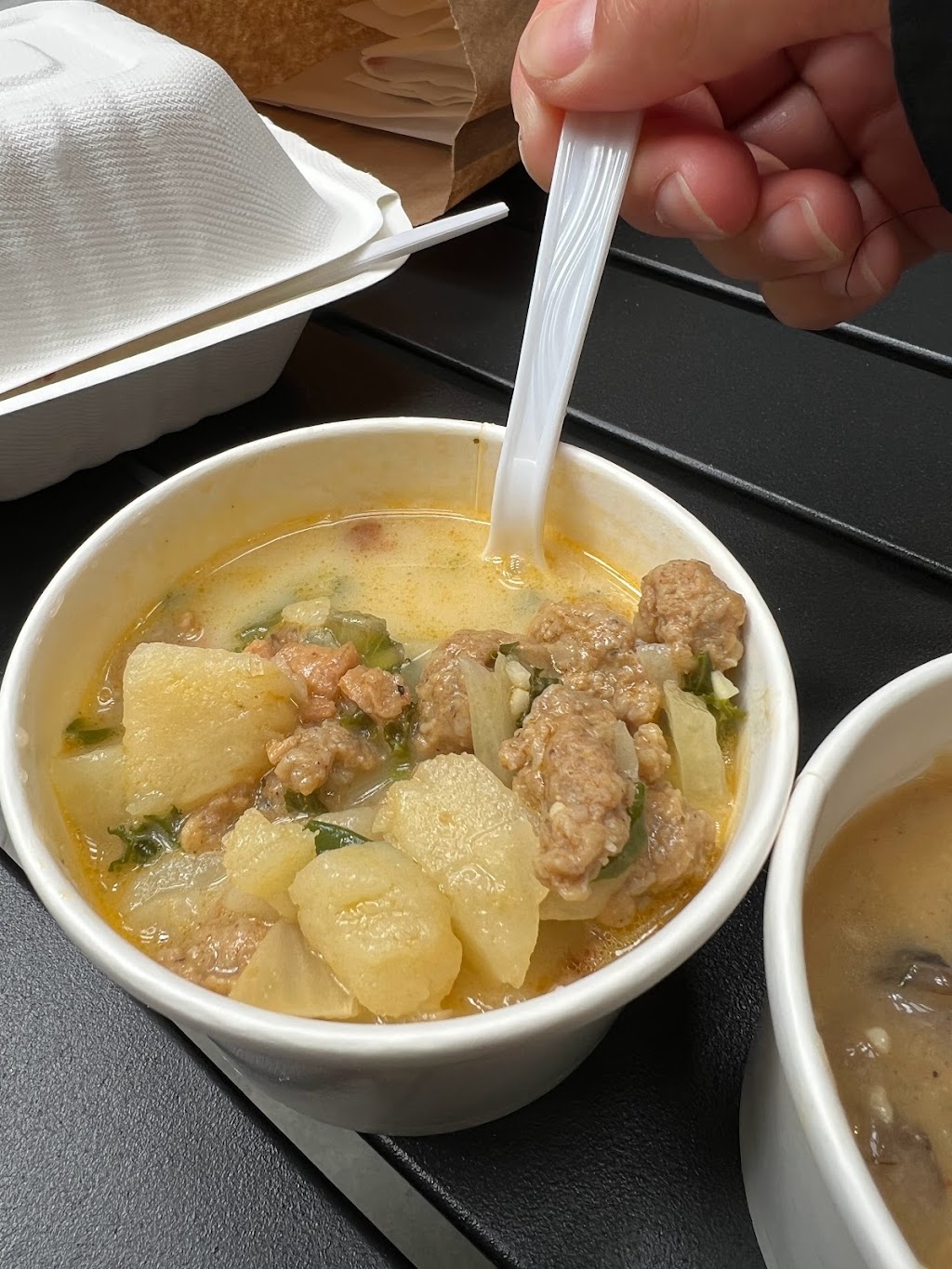 Momma Gs Soup | restaurant | 458 SE 185th Ave, Portland, OR 97233, USA | 5039123377 OR +1 503-912-3377