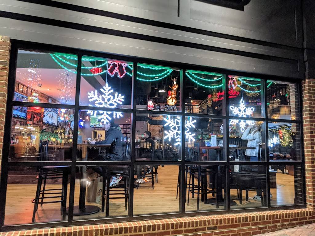 Colony Grill | restaurant | 2800 Clarendon Blvd #850, Arlington, VA 22201, USA | 7036828300 OR +1 703-682-8300