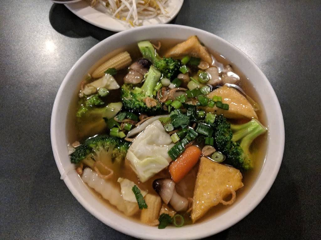 Pho Khang | restaurant | 8283 S Akron St Ste 140, Centennial, CO 80112, USA | 3037922200 OR +1 303-792-2200