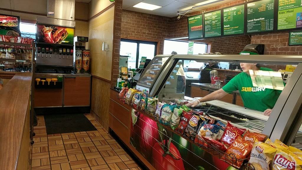 Subway | restaurant | 3045 W E Reo Dr, Rockport, IN 47635, USA | 8126494999 OR +1 812-649-4999
