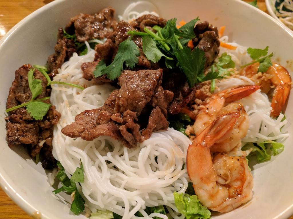 Pho Van | restaurant | 8557 Research Blvd #120, Austin, TX 78758, USA | 5128325595 OR +1 512-832-5595