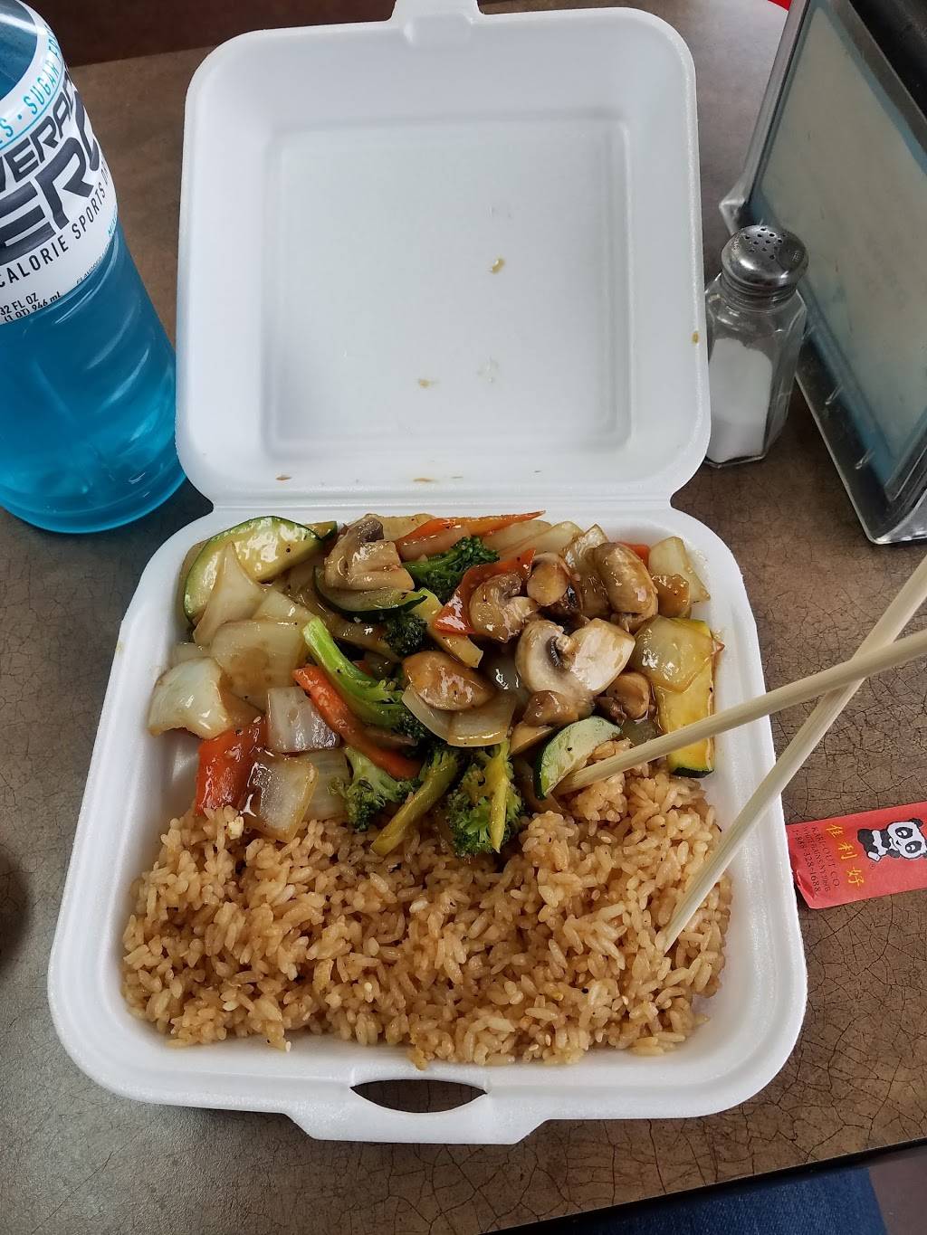 Hibachi Express | restaurant | 408 Flemingsburg Rd, Morehead, KY 40351, USA | 6067841363 OR +1 606-784-1363