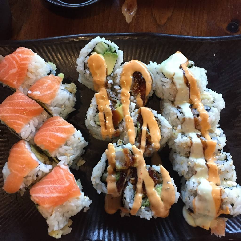 Kochi Sushi Japanese Restaurant | restaurant | 160 Stewart Blvd, Brockville, ON K6V 4W3, Canada | 6133453699 OR +1 613-345-3699