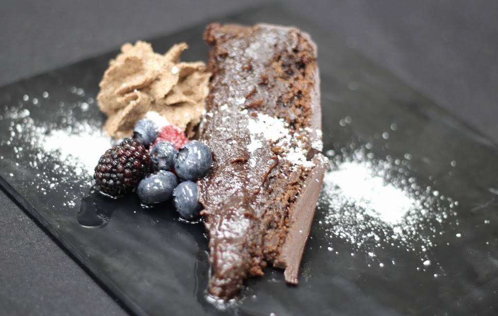 Local Grille At The Dome | restaurant | 8230 Wehrle Dr, Williamsville, NY 14221, USA | 7165293429 OR +1 716-529-3429